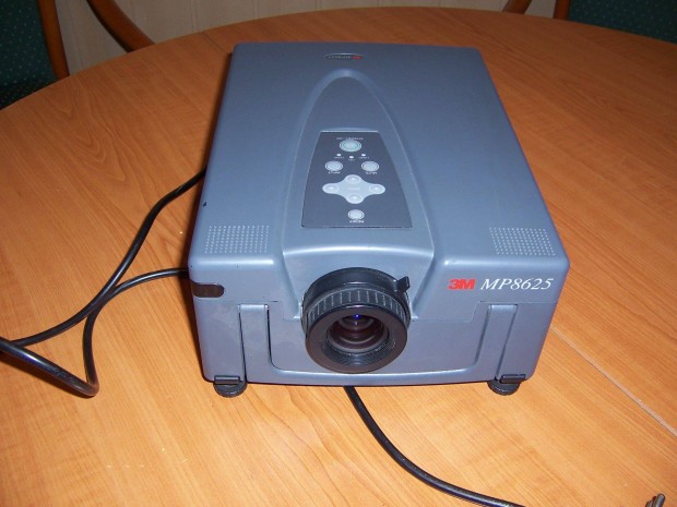 MP 8625 tpus projektor
