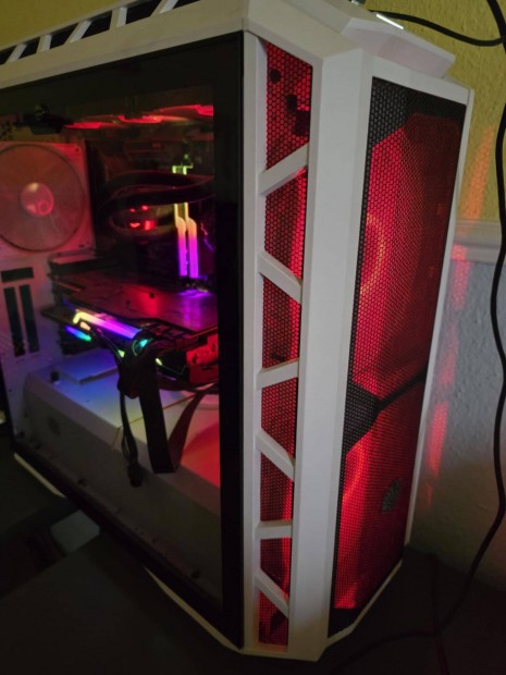 MSI 2080 ti - 3TB Nvme +2TB HDD - 32GB RAM - Ryzen 9 3900X