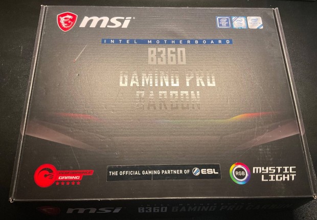 MSI B360 Gaming Pro Carbon dobozos, I/O lemezzel