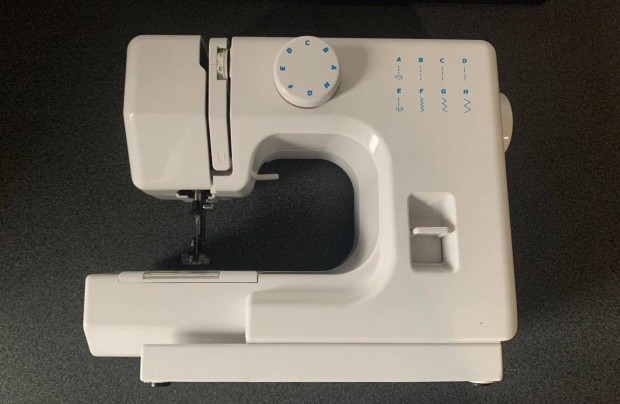 MSM10 Mini Sewing Machine varrgp