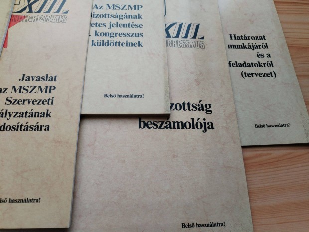 MSZMP XIII. Kongresszusa belső használatú programfüzetek ko