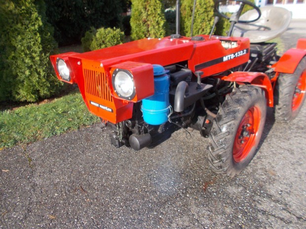 MT8 Slavia motoros,2 hengeres cserlnm tz4k traktora