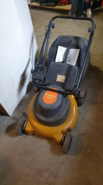 MTD f�ny�r� 1600W 48 cm