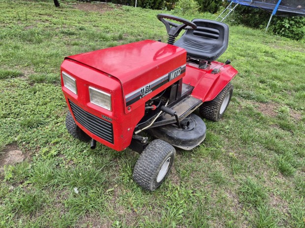 MTD funyiro traktor funyirotraktor briggs motor