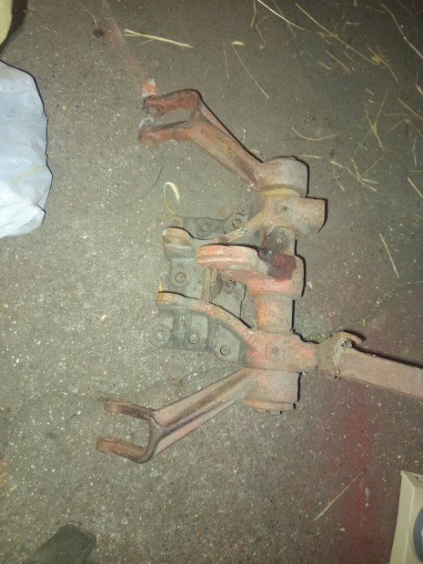 MTZ50 emel�szerkezet 