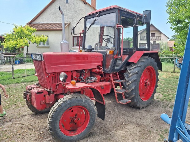 MTZ80 traktor kitn llapotban, feljitott