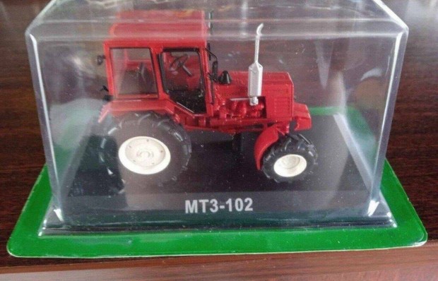 MTZ 102 (82R) traktor kisauto modell 1/43 Elad