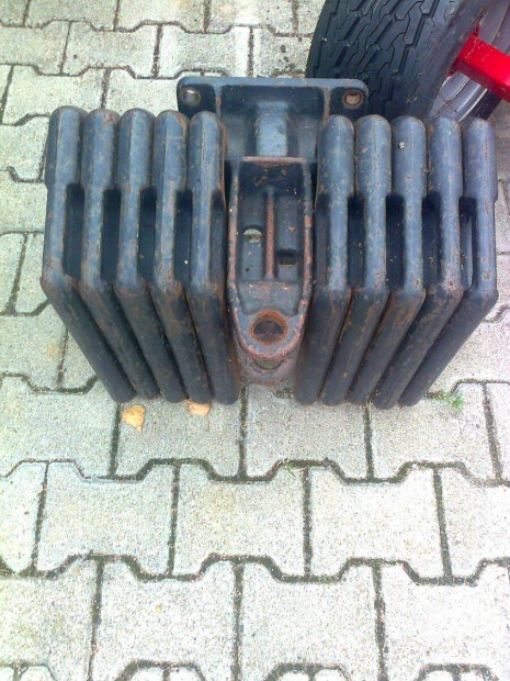 MTZ 200 kg-os súly garnitúra