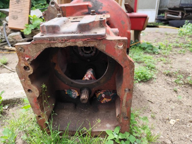 MTZ 50/550 darázsderék traktorba