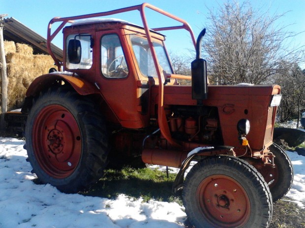 MTZ-50 rvnyes mszakival elad