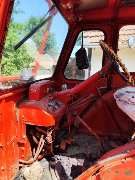 MTZ 50.friss műszaki.
