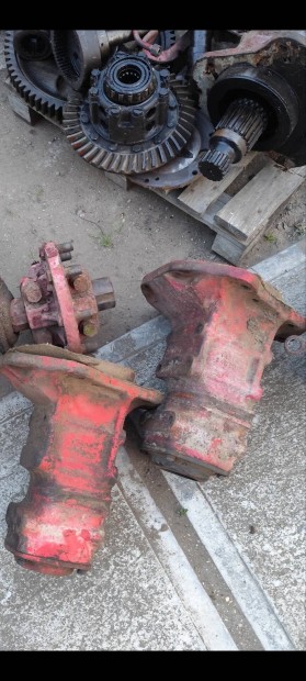 MTZ 50 hátsó féltengely tok