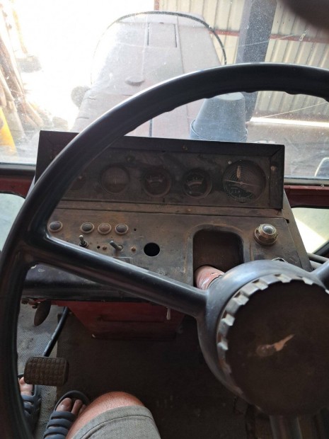 MTZ 550 elad
