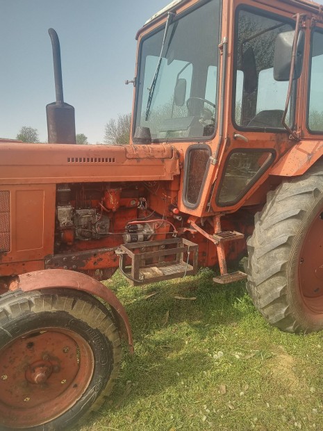 MTZ 550 traktor 