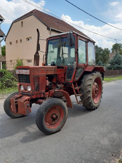 MTZ 550 traktor elad