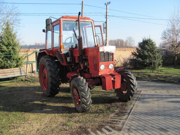 MTZ 552E jszer llapotban elad