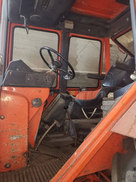 MTZ 552 Traktor