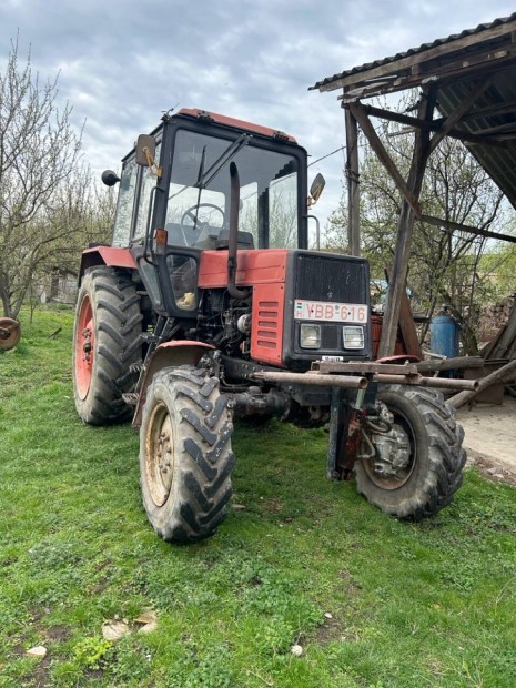 MTZ 552 traktor