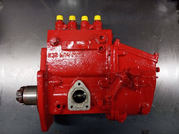 MTZ 80-82 adagol� fel�j�tva