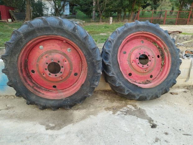 MTZ 80 hts felnik 2db gumival 