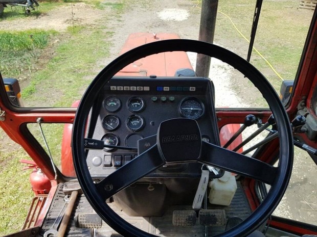 MTZ 80 traktor
