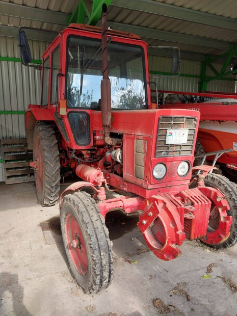 MTZ 80 traktor