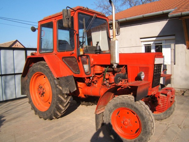 MTZ 80 traktor