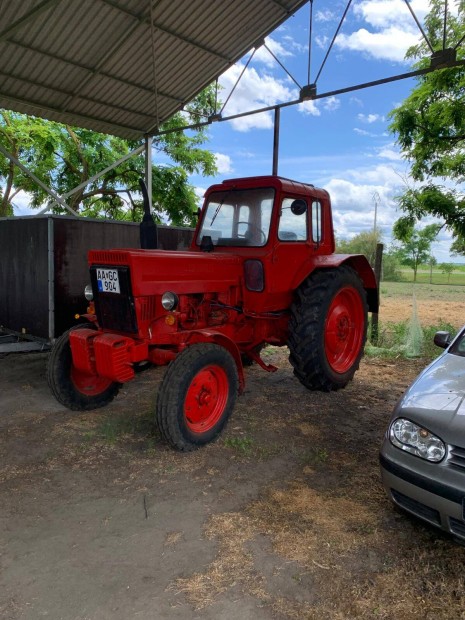 MTZ-80 traktor