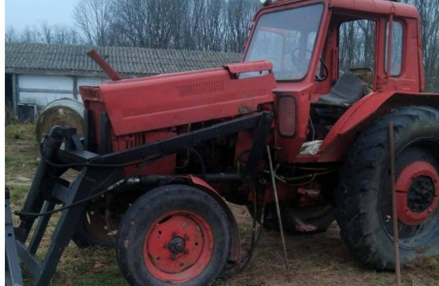 MTZ 80 traktor