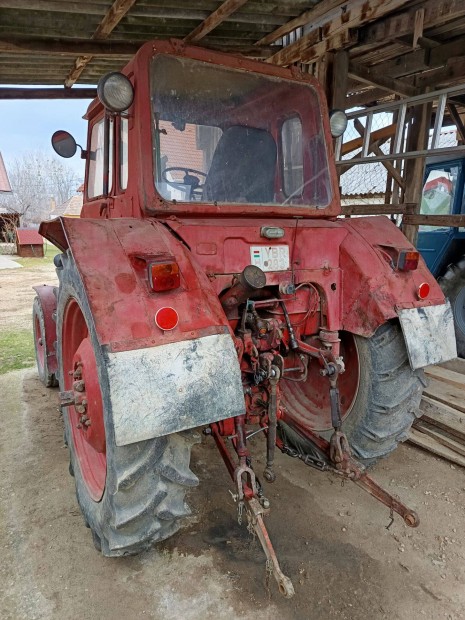 MTZ 80 traktor