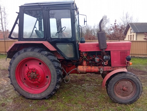 MTZ 80 traktor rvnyes mszakival  
