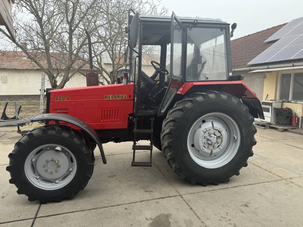 MTZ 820.4 2016vj