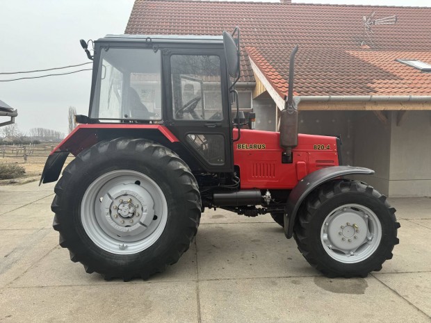 MTZ 820.4 Belarus 