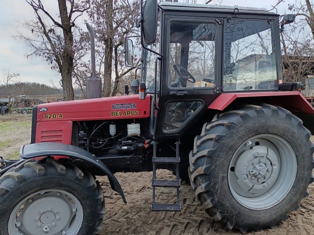 MTZ 820.4 Belarus traktor szinte �j