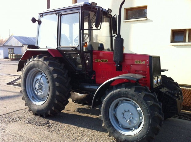 MTZ-820.4 j traktor kszletrl !