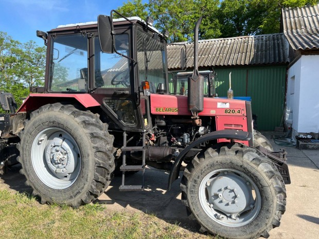 MTZ-820.4 jszer traktor elad, 103 zemrbal, friss mszakival