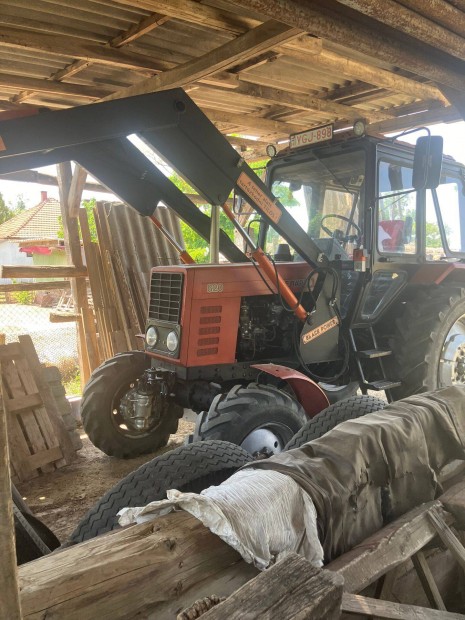 MTZ 820 Traktor