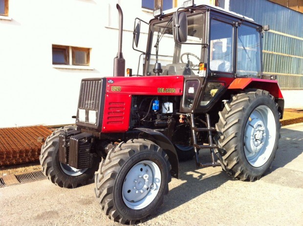 MTZ-820 szghajtsos j traktor mszaki vizsgval !