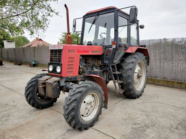 MTZ 82.1 mszakival