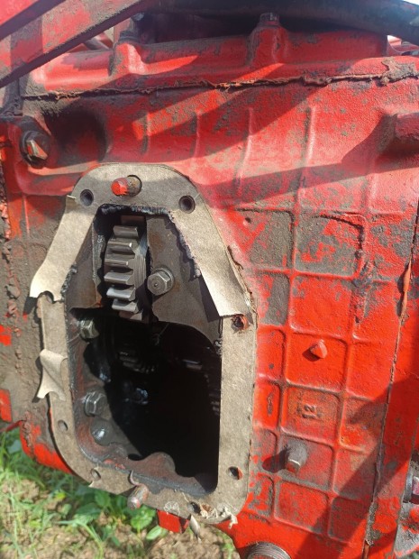 MTZ 82 80 használt sebesség váltó