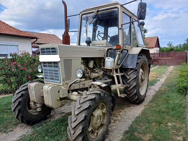 MTZ 82 traktor!