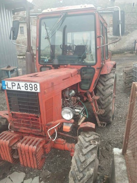 MTZ 82 traktor elad