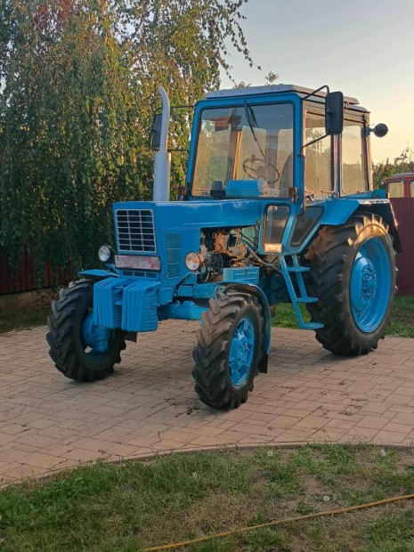 MTZ 82 traktor elad