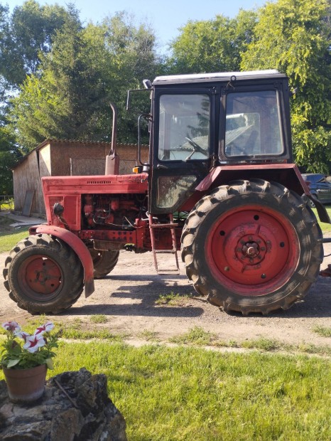MTZ 82 traktor elad 