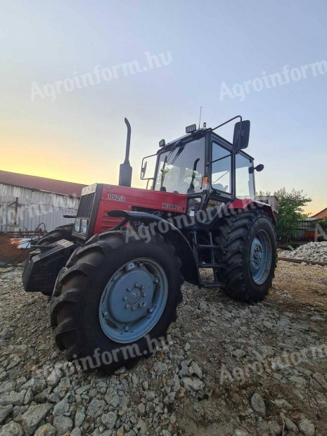 MTZ 892.2 Traktor