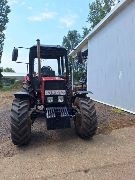 MTZ 892.2 traktor