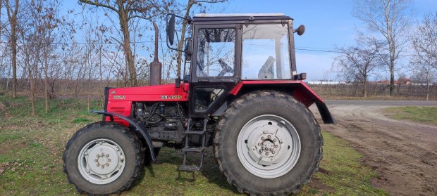 MTZ 892 traktor