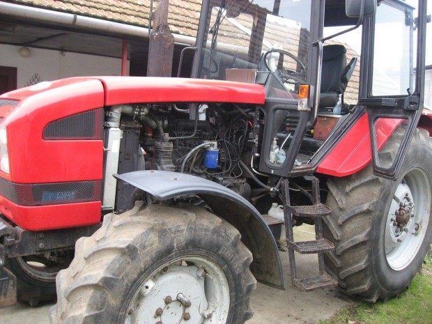 MTZ 920.3 traktor