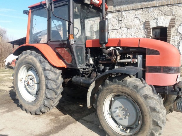 MTZ 920.3 traktor s PTC ptkocsi