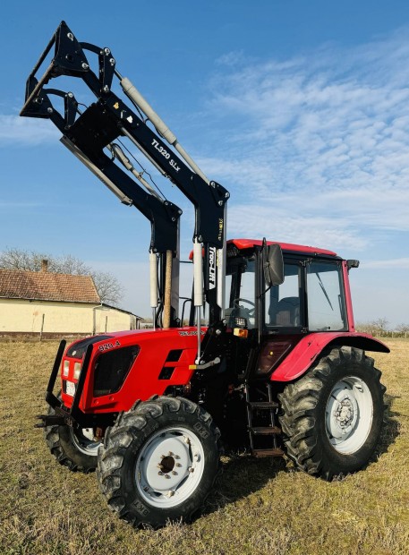 MTZ 920.4 Belarus homlokrakods